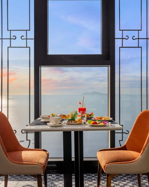 EXPERIENCING THE PERFECT LIFE AT THE PENINSULA HOTEL DA NANG