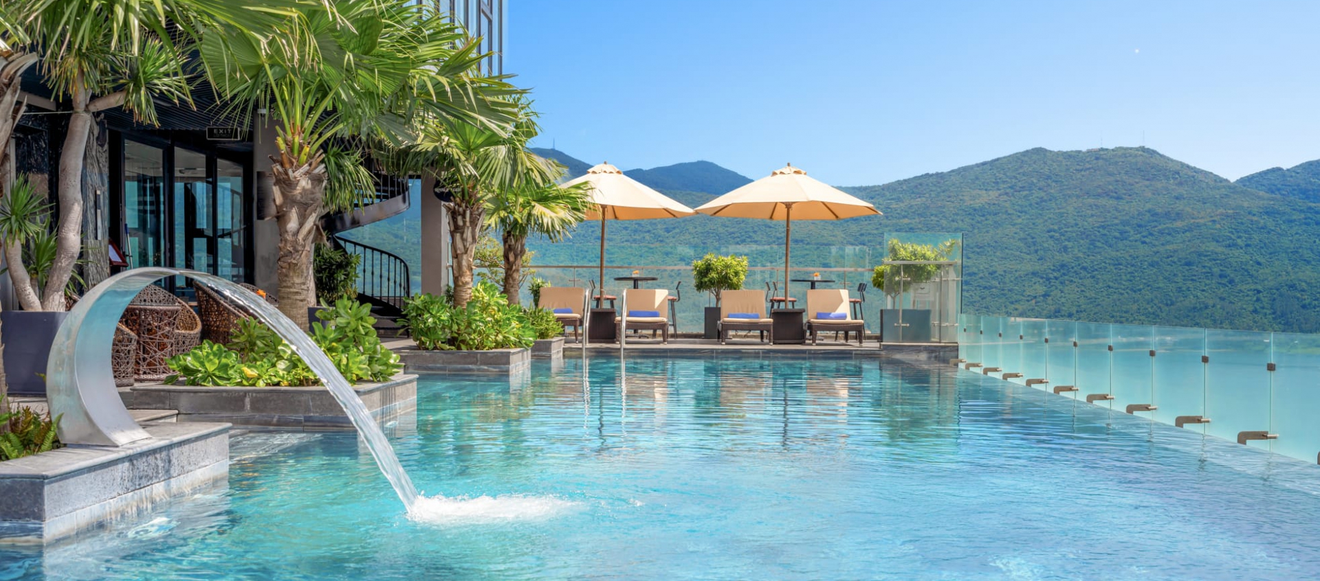 PENINSULA HOTEL  DANANG