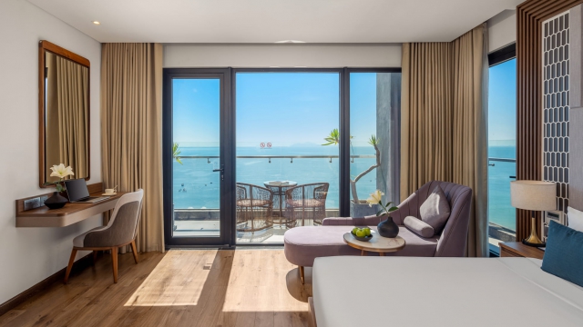 Grand Executive Ocean Queen