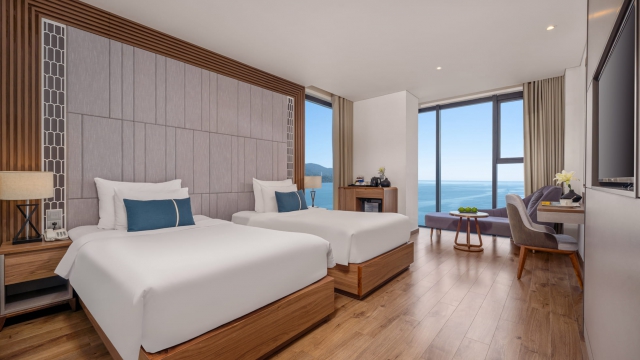 Executive Ocean Twin