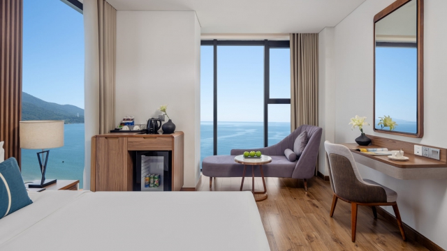 Executive Ocean Twin