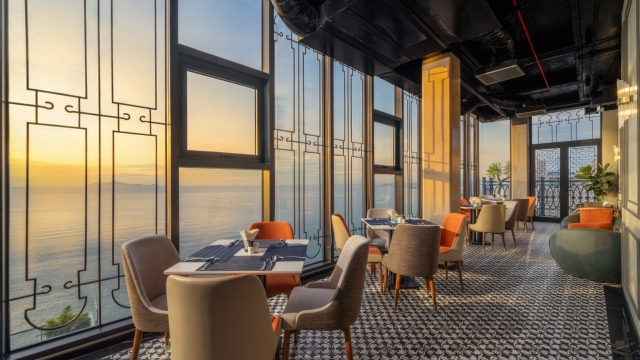 HALAL ROYALE LOUNGE