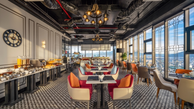 HALAL ROYALE LOUNGE