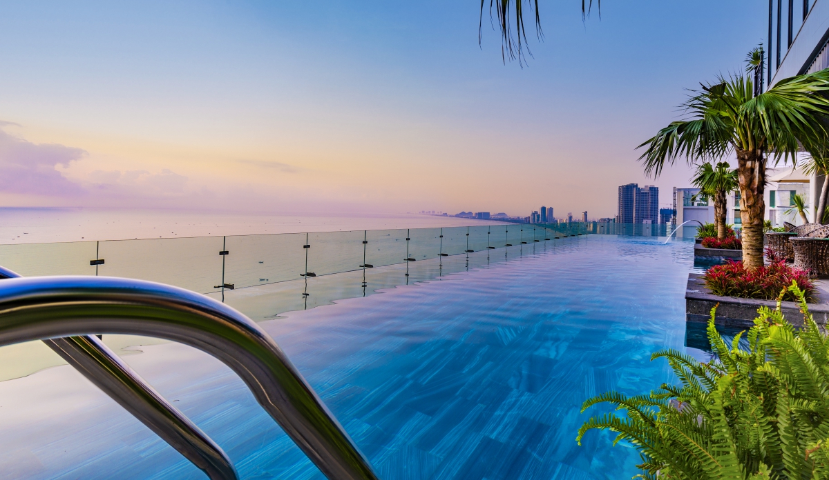 Infinity Pool