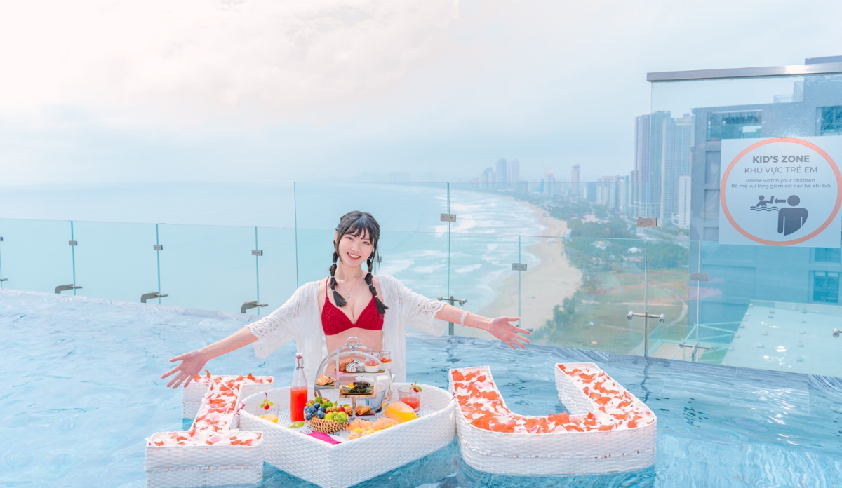 Infinity Pool
