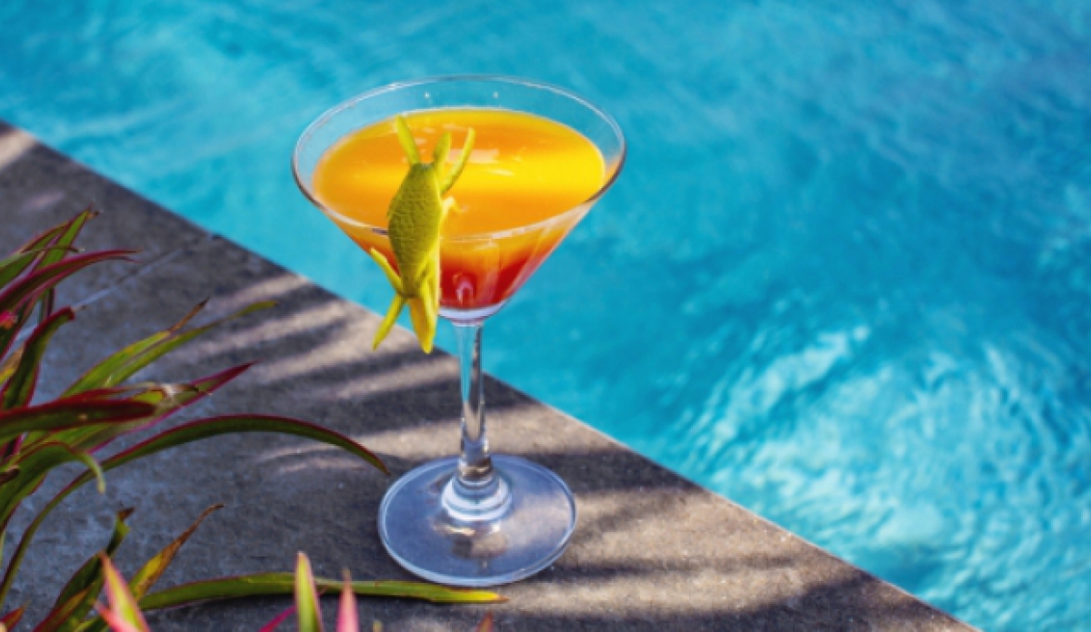 Food & Beverage